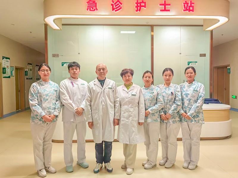 急诊科 修 800x600